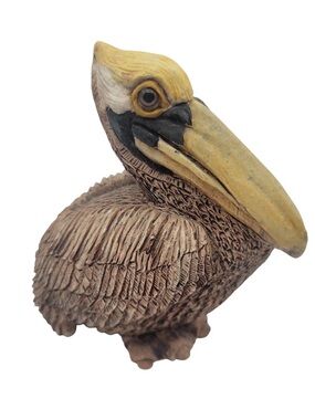 Vintage Pelican United Design Corp Classic Critters Figurine
